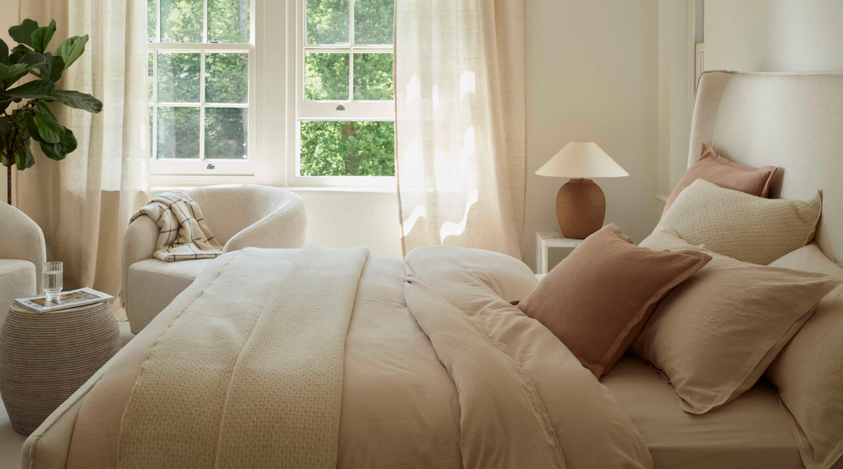 How to Create a Beautifully Layered Bed