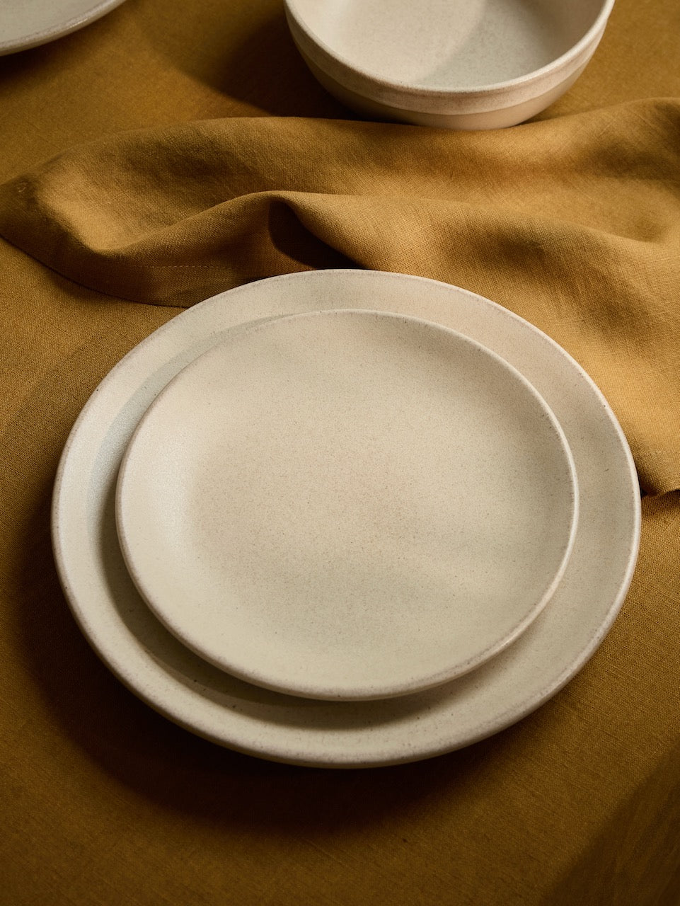 Arenito Sand Stoneware 16 Piece Dinner Set