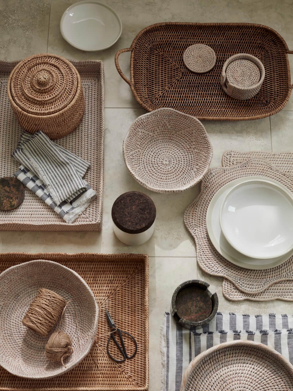 Cove Rattan Tray - Antique Brown