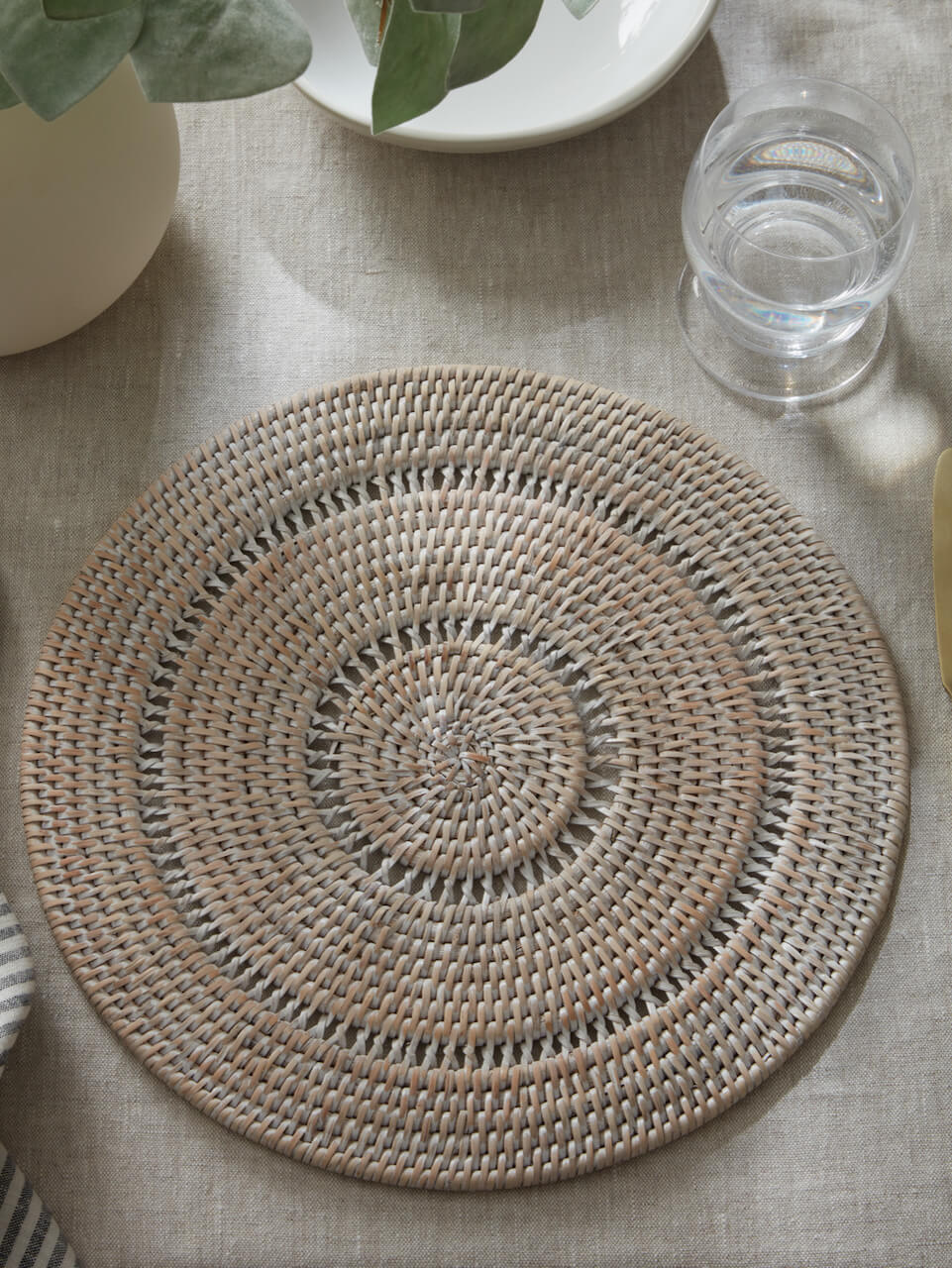 Arran White Rattan Placemats – Set of 4
